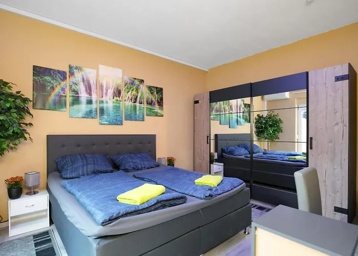 Familienoase Damsdorf アパート レーニン