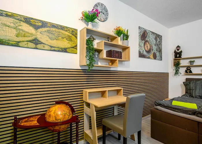 Familienoase Damsdorf * レーニン